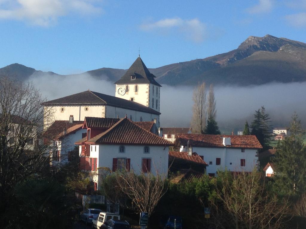 Chalet Elisa Chambre D'Hotes Sare Rom bilde